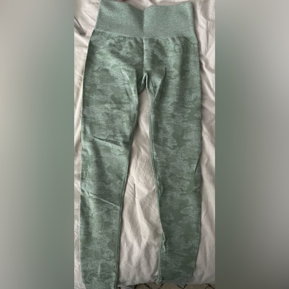 Gymshark - Camo Seamless Leggings - Sage